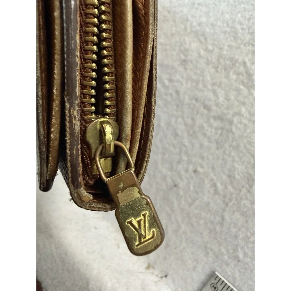 Vintage Louis Vuitton Wallet Portefeuille Monogram Canvas Classic Zipper